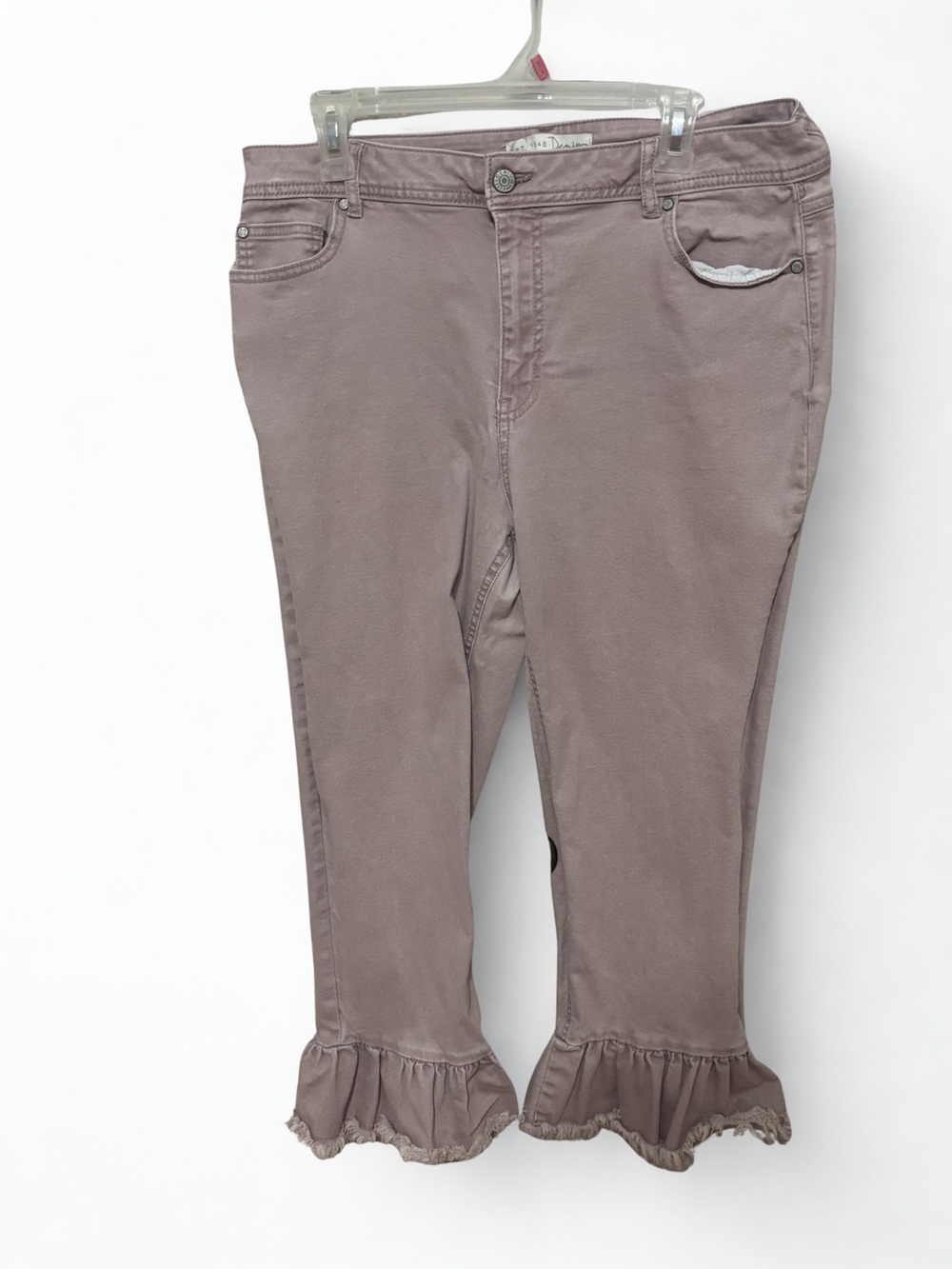 Women's Ankle Cropped Ruffle Hem Pants in Mauve Pink